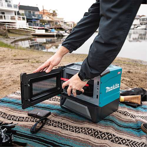 Four &agrave; micro-ondes sans fil 40 V Max XGT (outil seulement), 350 W/500 W, Noir/bleu Auto-Cam