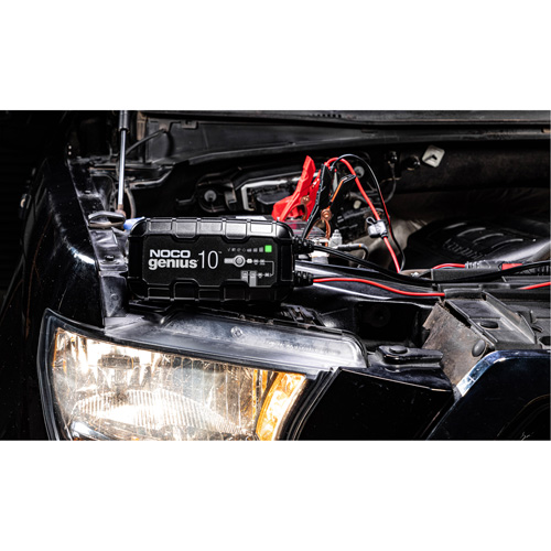 Genius&reg; 10 10-Amp Battery Charger Auto-Cam
