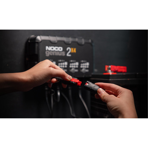 Genius&reg; 2X4 4-Bank, 8-Amp Battery Charger Auto-Cam