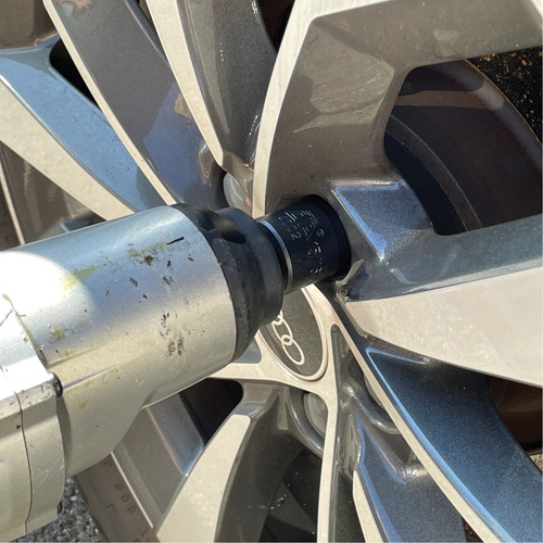 Emergency Lug Nut Remover Auto-Cam