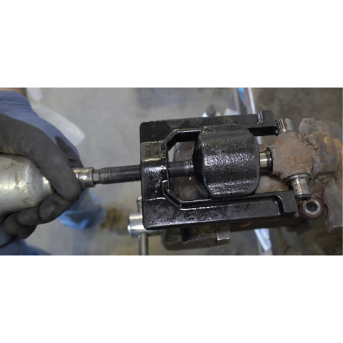 Extracteur de joints de cardan moyens, 1 Mcx, Longueur de l'extracteur 1,7" Auto-Cam