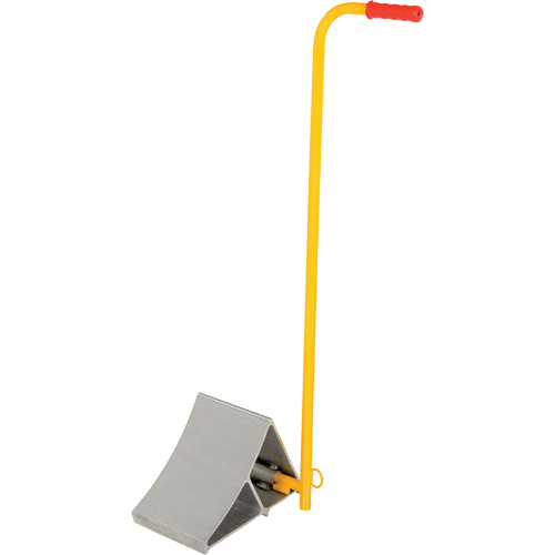 Aluminum Wheel Chock With Handle, 7" W x 11-7/8" D x 7-11/16" H Auto-Cam