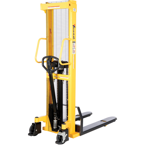 Gerbeur hydraulique manuel, Fonctionnement Pompe manuelle, Capacit&eacute; 2000 lb, Lev&eacute;e max 63" Auto-Cam
