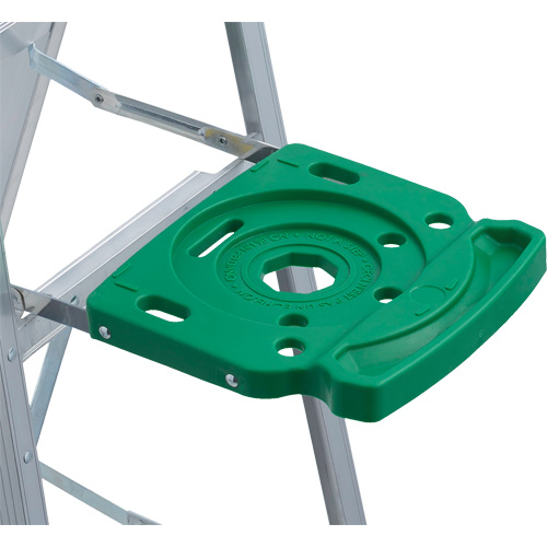 Commercial Duty Stepladders (2400 Series), 4', Aluminum, 225 lbs. Capacity, Type 2 Auto-Cam