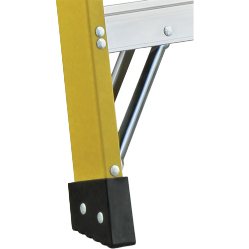 6600 Series Industrial Heavy-Duty 2-Way Stepladders, Fibreglass, 300 lbs. Capacity, 6' Auto-Cam