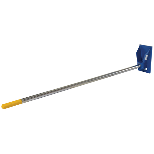 Fl&egrave;che de chariot &eacute;l&eacute;vateur pour tapis, 108-1/2" longueur, Install&eacute; sur tablier, Capacit&eacute; de 2500 lb Auto-Cam