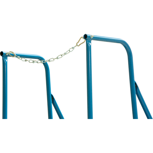 Escabeau roulant avec rails pour acc&egrave;s &agrave; une remorque, 4 marches, Largeur de la marche 22", Hauteur de la plateforme 37", Acier Auto-Cam