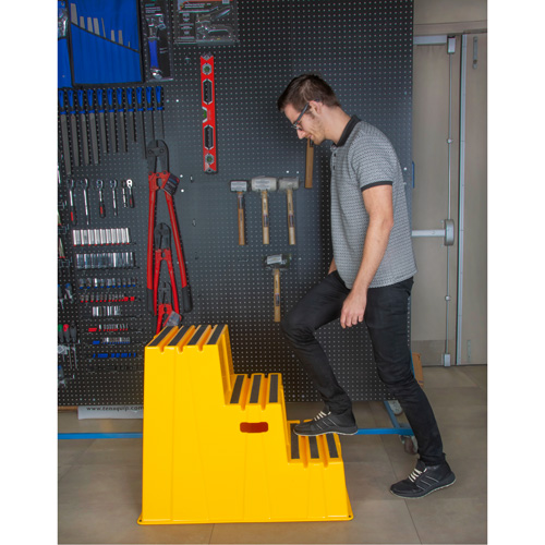 Industrial Step Stool, 3 Steps, 34-13/16" x 22-7/16" x 28-1/2" High Auto-Cam