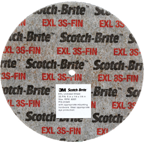 Meule unitaris&eacute;e EXL Scotch-Brite, 5" x 1/4", Arbre de 1/4", Grain de Fin, Carbure de silicium Auto-Cam