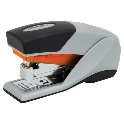 Swingline&reg; Optima&reg; 25 Compact Stapler Auto-Cam
