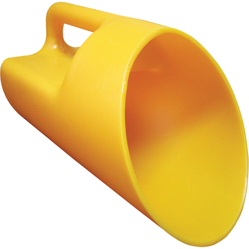 Polyethylene Salt & Sand Scoop Auto-Cam