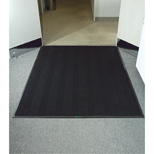 Tapis Waterhog Eco Elite, Essuie-pieds/grattoir, 6' x 6' x 3/8", Fum&eacute;e noire Auto-Cam