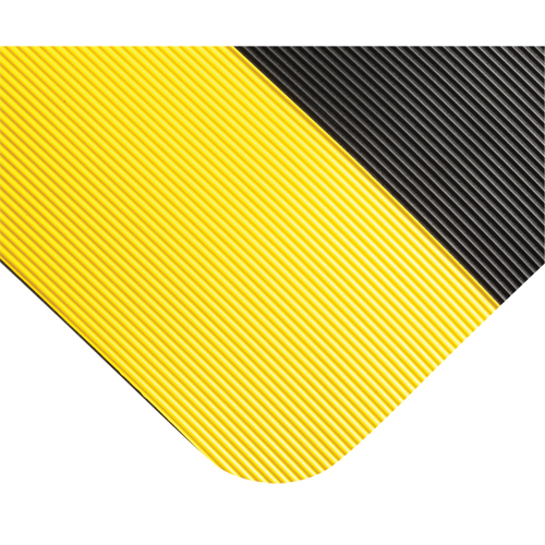 Tapis tr&egrave;s robuste pour panneau de contr&ocirc;le No 720, Ondul&eacute;, 3' x 10' x 5/8", Noir/Jaune, PVC Auto-Cam