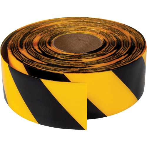 Ruban de marquage tr&egrave;s r&eacute;sistant pour plancher ArmorStripe, 3" x 100', PVC, Noir et jaune Auto-Cam