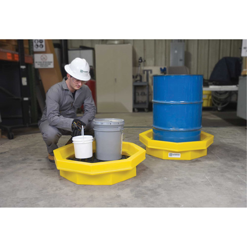 Ultra-Drum Tray avec grille, 32" lo x 32" la x 8,1" h, Cap. de d&eacute;versement 21,1 gal. US Auto-Cam
