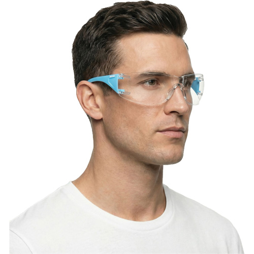 Lunettes de s&eacute;curit&eacute; bleu/blanc Adapt Lite, Lentille Transparent, Antibu&eacute;e/Anti-&eacute;gratignures, ANSI Z87+/R&eacute;pond ou surpasse la norme CSA Z94.3 Auto-Cam