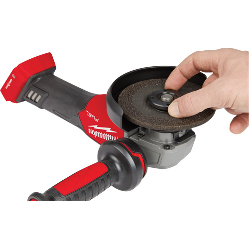 M18 Fuel Slide Switch Braking Grinder with One-Key Slide Switch (Tool Only), 4-1/2" or 5" Wheel, 18 V Auto-Cam