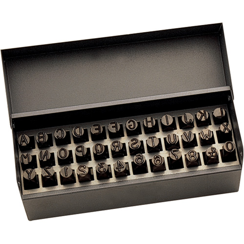 Jeu de lettres et num&eacute;ros pour estampage &agrave; la main, 36 morceaux Auto-Cam