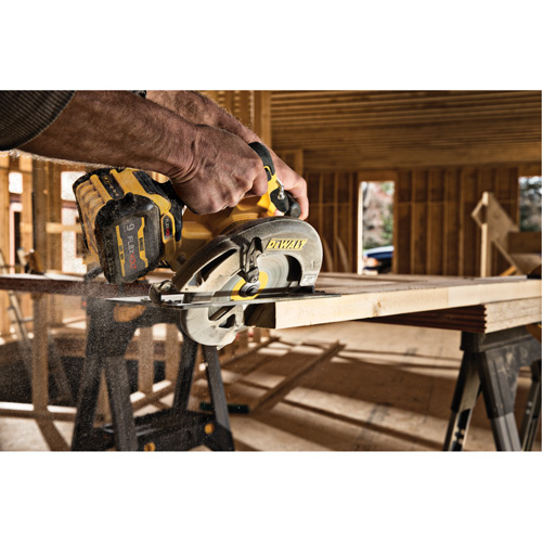 FlexVolt&reg; Max Brushless Circular Saw with Electric Brake (Tool Only), 7-1/4", 60 V Auto-Cam
