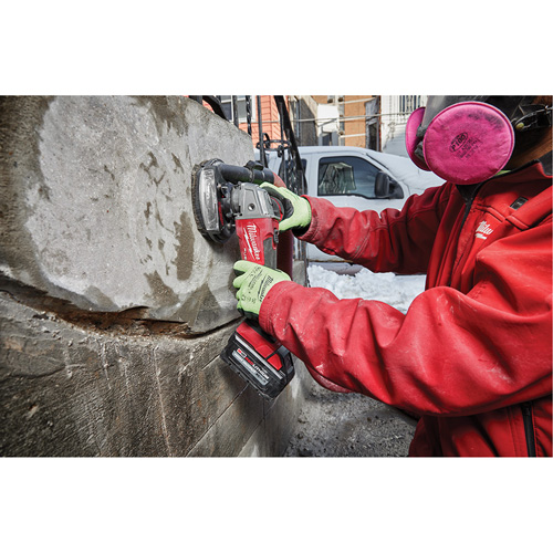 Meuleuse avec interrupteur &agrave; glissi&egrave;re Lock-On M18 Fuel Auto-Cam