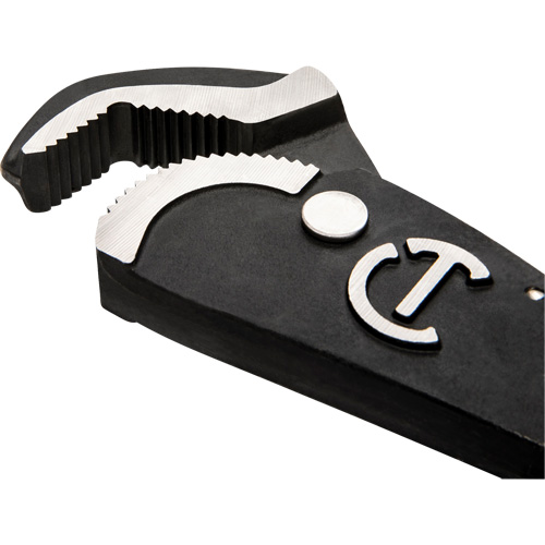 Self-Adjusting Dual Material Pipe Wrench, 1-1/2" Jaw Capacity, 12" Long, Black Oxide Finish, Cushion Handle Auto-Cam