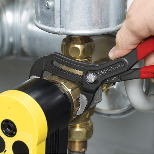 Cobra&reg; Water Pump Pliers, 10" Auto-Cam
