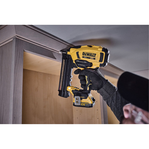 Cloueuse de finition sans fil cal 18 XR, 20 V, Lithium-ion Auto-Cam