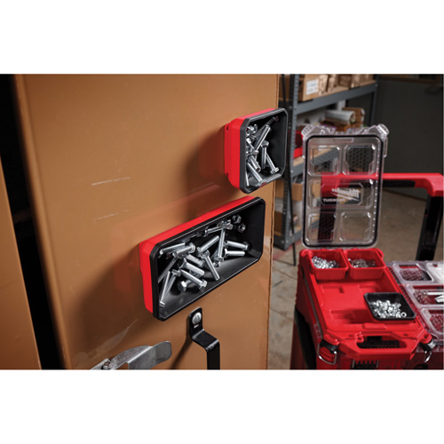 PACKOUT Large Magnetic Bin Auto-Cam