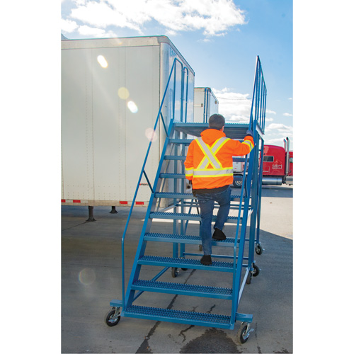 &eacute;chelle &agrave; neige, Acier, 10 Marches, 99" ha, 85-1/2" p, 48" Marche, Stri&eacute; Auto-Cam