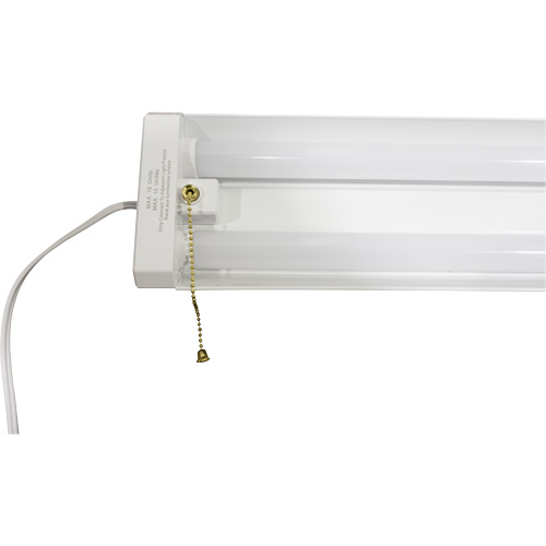 Linkable Shop Light, LED, 120 V, 42 W, 2.9" H x 6.3" W x 47.4" L Auto-Cam