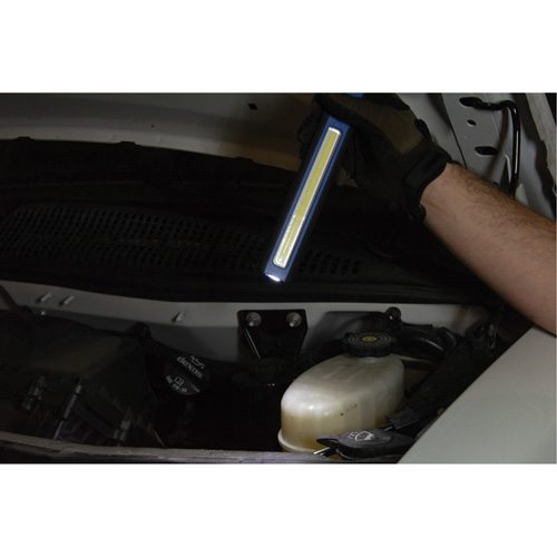 Lumi&egrave;re &eacute;troite, Crochet, Rechargeable, 500 lumens Auto-Cam