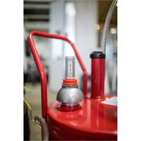 Chariot &agrave; carburant en acier de 25 gallons avec pompe rotative bidirectionnelle et filtre Auto-Cam