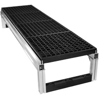 Trousse de plateforme de travail modulaire en aluminium &agrave; drainage ouvert FOUNDATION, 18" la x 72" pr, Capacit&eacute; de 400 lb, Enti&egrave;rement soud&eacute; Auto-Cam