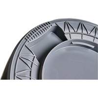 Contenant gris Titan pour d&eacute;chets, Plastique, 20 gal. US Auto-Cam