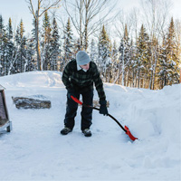 Yukon Snow Shovel, Polypropylene Blade, 18" Wide, Ergonomic D-Grip Handle Auto-Cam