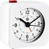Mini-horloge et alarme sans tic-toc, Analogique, À piles, 2,3" dia., Blanc OQ835 | Auto-Cam