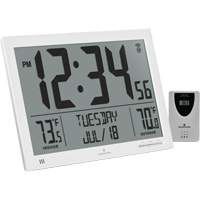 Horloge à réglage automatique à calendrier complet avec de très grands caractères, Numérique, À piles, Blanc OR500 | Auto-Cam