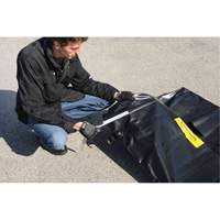 Conteneur de confinement flexible sans drain Ultra-275 Containment Sump, 102" lo x 48" la, 400 gal. US Capacit&eacute; Auto-Cam