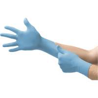 Gants jetables Vesatility 92-134 MICROFLEX, 5.5/6/T-petit, Nitrile, 2,76-mil/3,94-mil, Sans poudre, Bleu, Classe 2 Auto-Cam