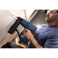 Ensemble cloueuse de finition de calibre 18 avec batterie Standard Power, 18 V, Lithium-ion Auto-Cam