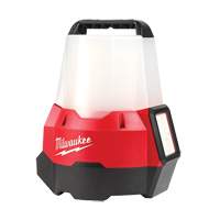 Lampe de site compacte M18 Radius, DEL, 2200 lumens, Boîtier en Plastique Auto-Cam